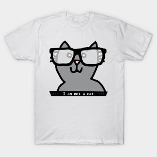 I'm not a cat says Cat in Glasses T-Shirt